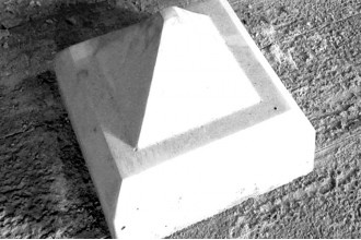 Кришка на стовп Пірамідка 14х14 см