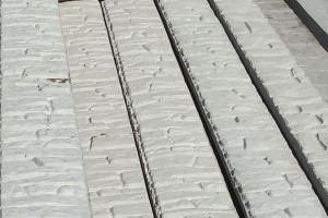 Стовп фігурний для європаркану на 4 плити